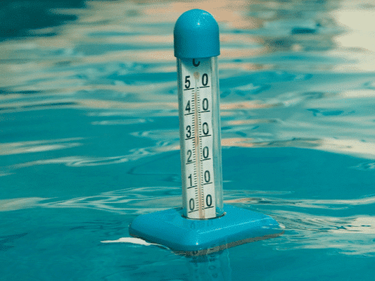 Comment chauffer l’eau de ma piscine ?